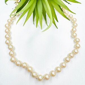 Vintage 18" Marvella Cream Faux Pearl Glass Hand Knotted Beaded Necklace